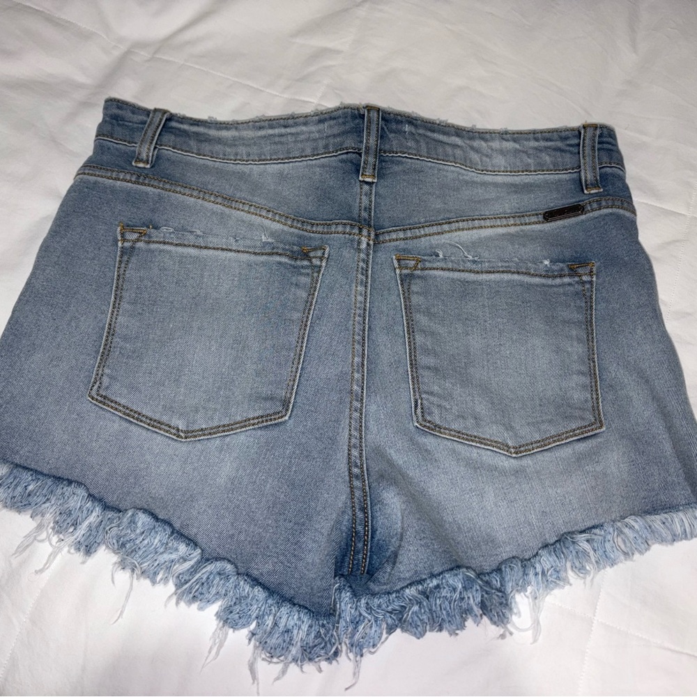 KanCan Blue Jean Shorts with Frayed Hem - Picture 2 of 4